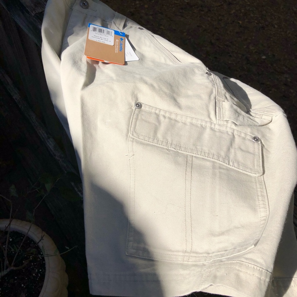 Men’s cargo shorts by Columbia